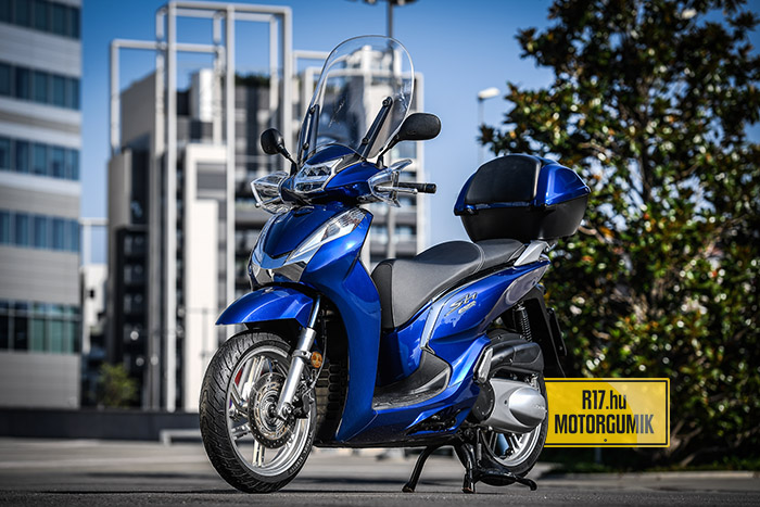 Pirelli Angel Scooter