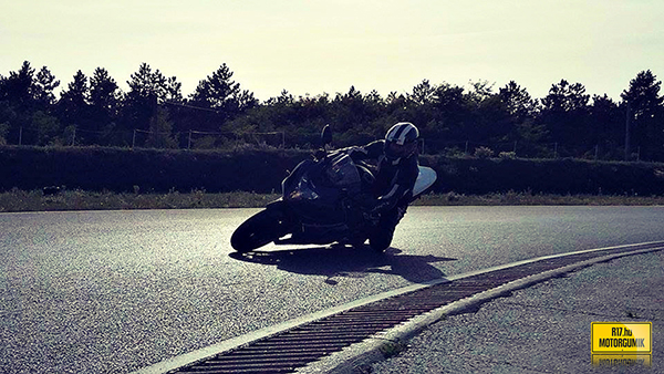 A SportSmart 2 pályanapon tesztelve - R17.hu Motorgumik
