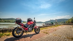 svedorszagba_motorral.jpg